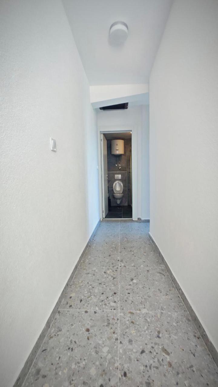 Apartmani Radovic Бієла Екстер'єр фото