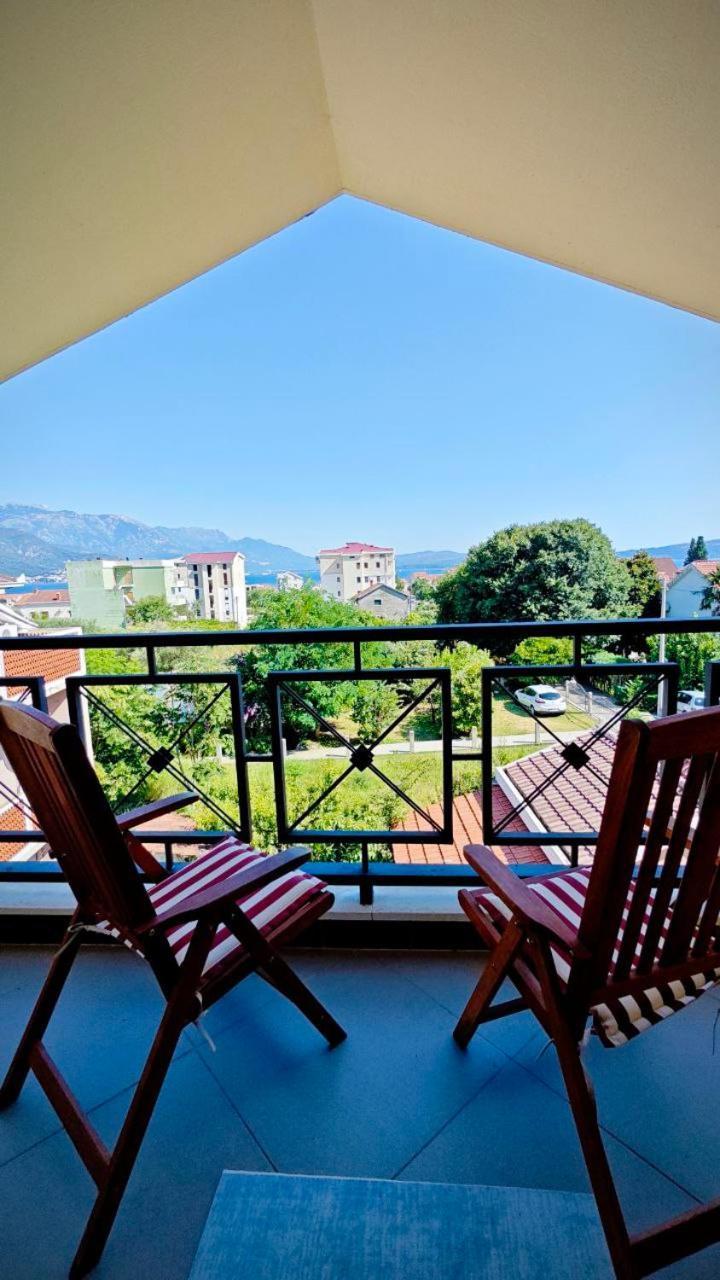Apartmani Radovic Бієла Екстер'єр фото